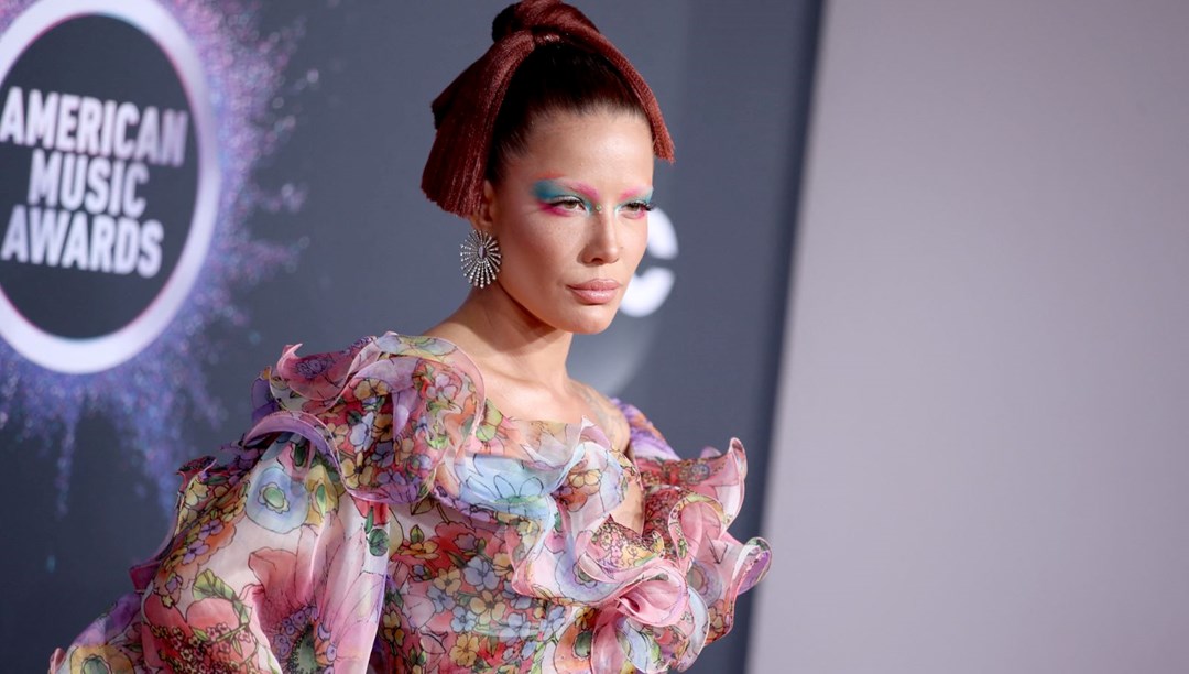 Halsey’in İstanbul konseri bir hafta ertelendi