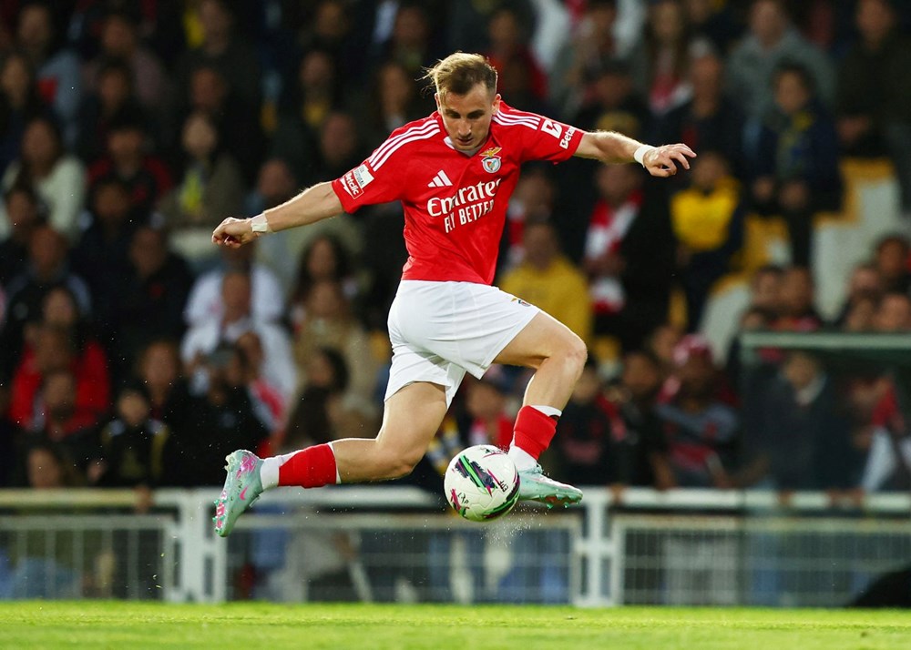 Ulusal futbolcu Kerem Aktürkoğlu ile Ceren Azak ile evlendi 73 0YniL uuZUiWA1gPtQlGpg