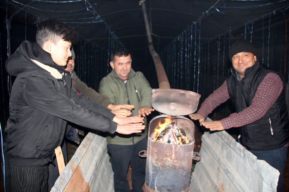 Mersin'de çiftçiler zirai don nöbetinde - 2