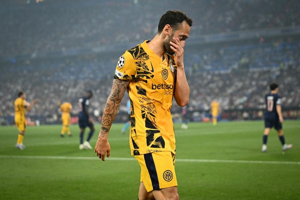 Hakan Çalhanoğlu için takas formülü: Önerilecek isim belli oldu - 4