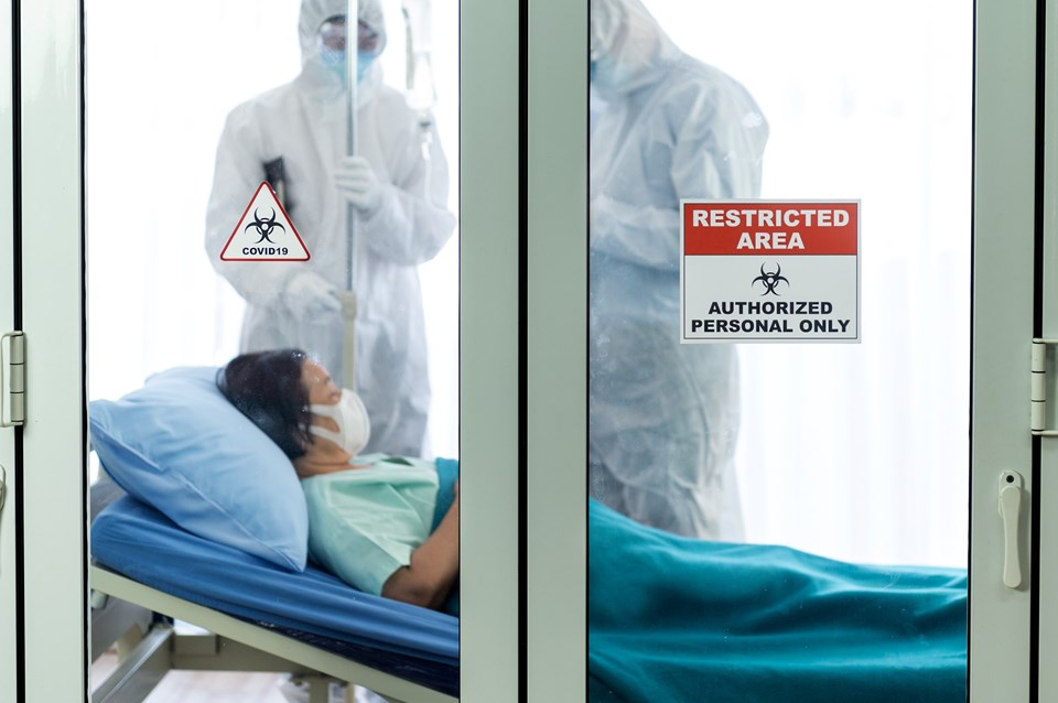 Corona virüse yakalanan 2 bin 300 kişi hastanelerde yatak bekliyor - 1