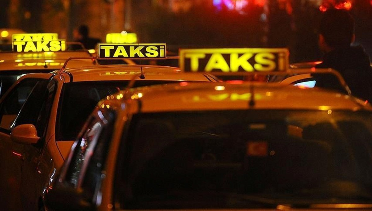 İstanbul'da zamlı taksi tarifesi başladı