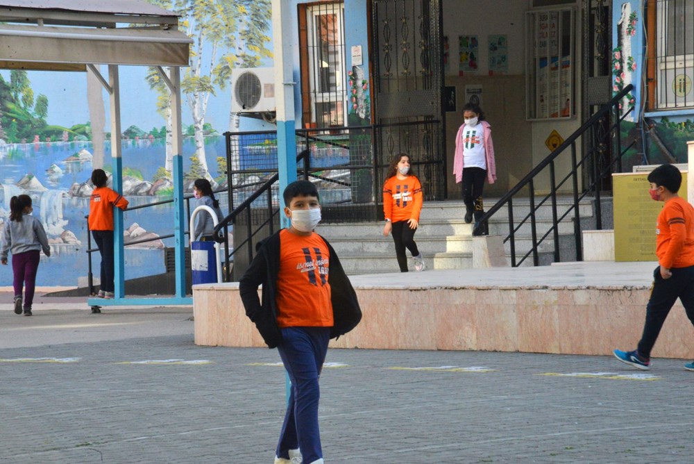 Türkiye'nin kontrollü normalleşme dönemi: Yüz yüze eğitim başladı - 14