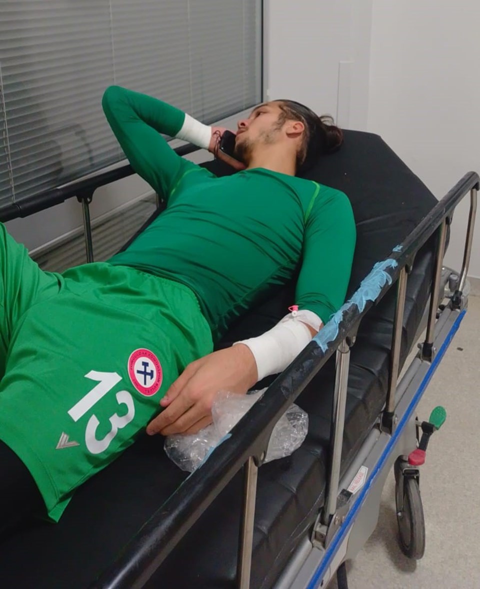 Vanspor-Zonguldak Kömürspor maçı sonrası ortalık karıştı: "Başkan silahla soyunma odasını bastı" - 1
