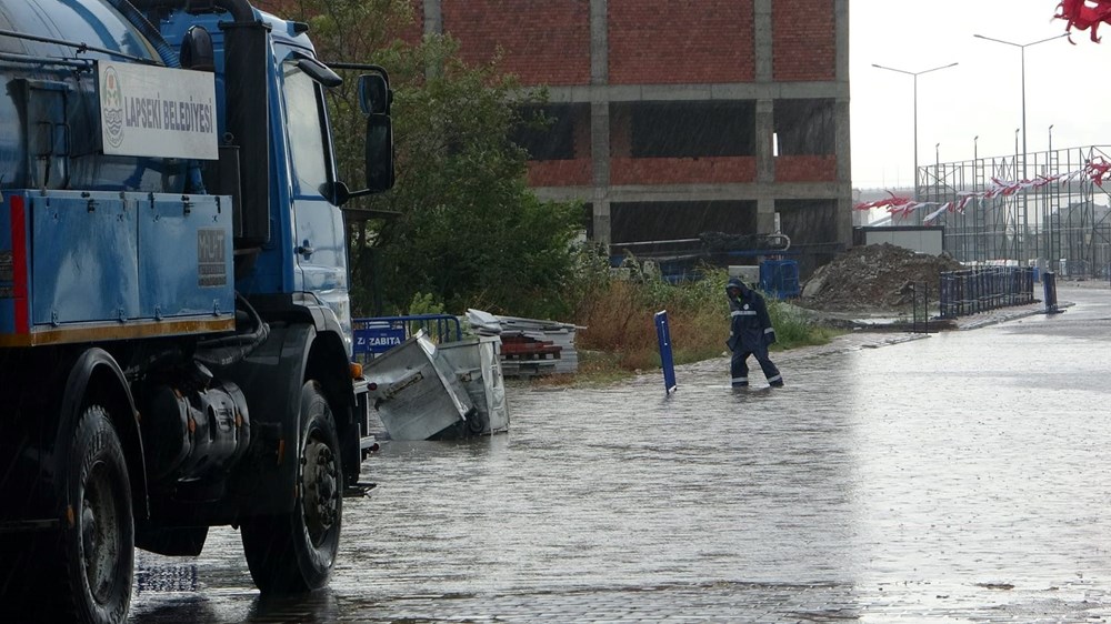 Çanakkale'de şiddetli yağış tekne batırdı - 5