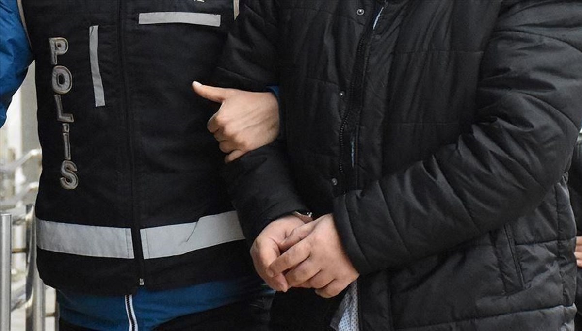Aydın'da üç göçmen kaçakçısı tutuklandı Aydın'da üç göçmen kaçakçısı tutuklandı