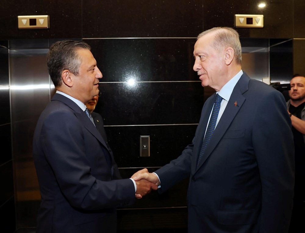 Cumhurbaşkanı Erdoğan ile CHP lideri Özgür Özel görüşmesi sona erdi - 2