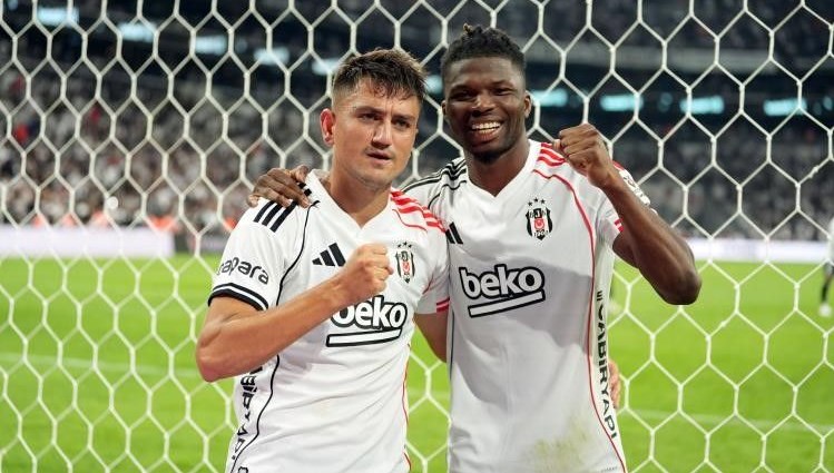 Beşiktaş’ta her şey sil baştan: 12 isim geldi, 25 oyuncu gitti