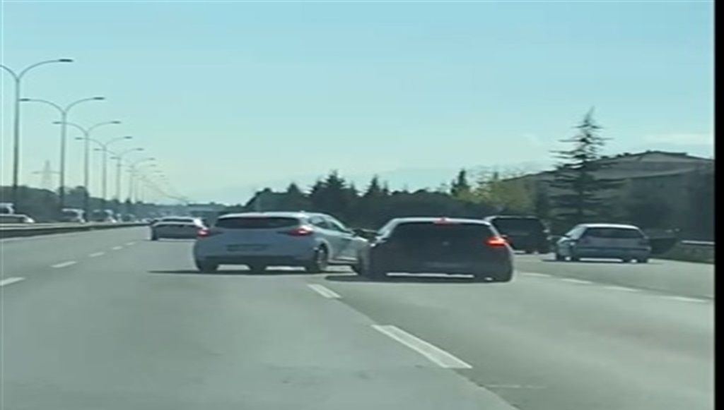 TEM’de sıkıştırdığı otomobilin kaza yapmasına neden oldu
