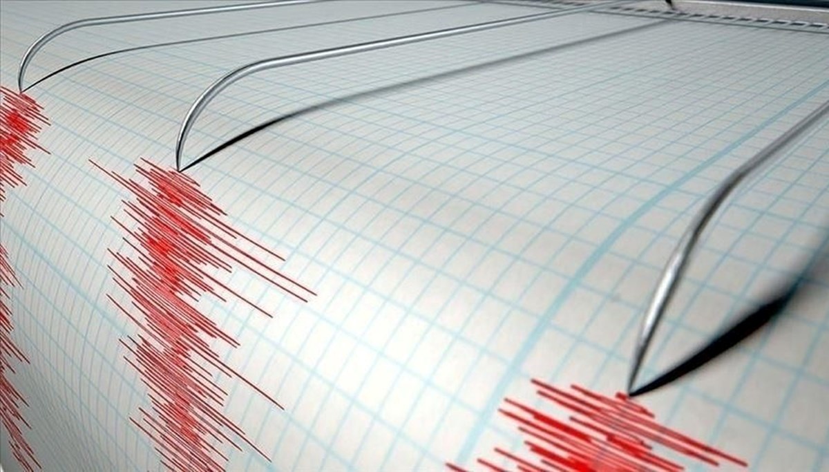 Ege Denizi'nde 4 büyüklüğünde deprem