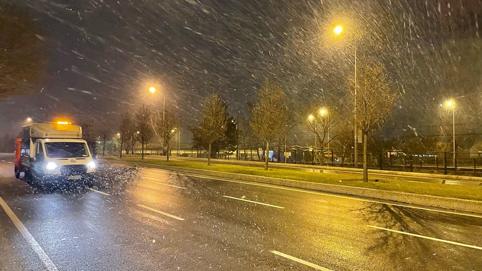 İstanbul'da kar yağışı etkisini artırdı - 4