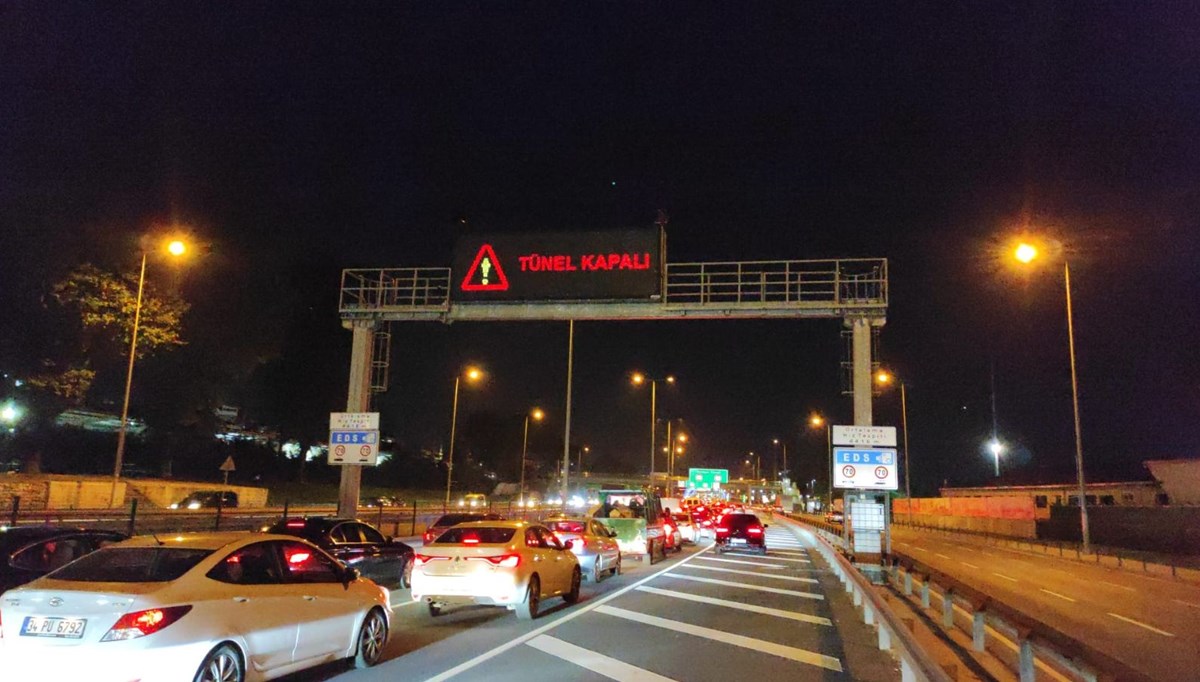 Avrasya Tüneli'nde araç yangını