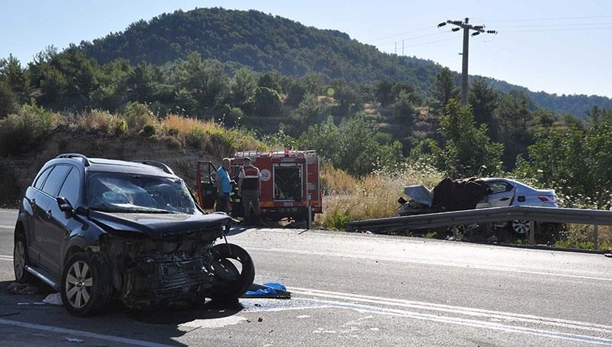 Cip ile otomobil çarpıştı: 2'si çocuk 6 yaralı