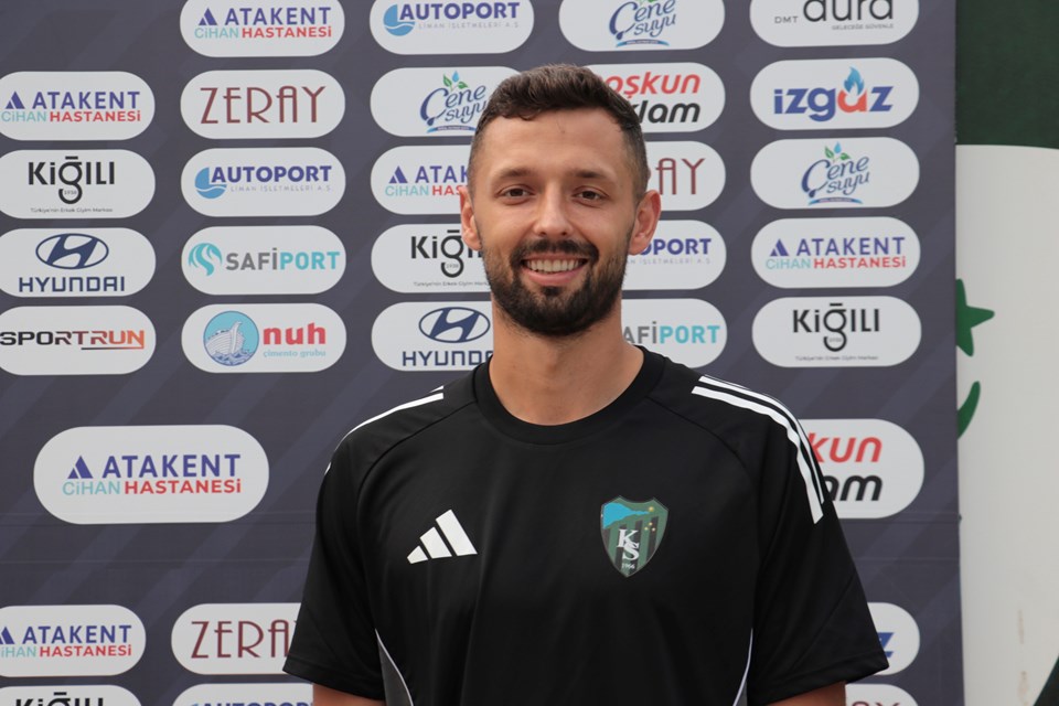 Yeni transferden kötü başlangıç: Sezonun ilk maçında çapraz bağları koptu - 1