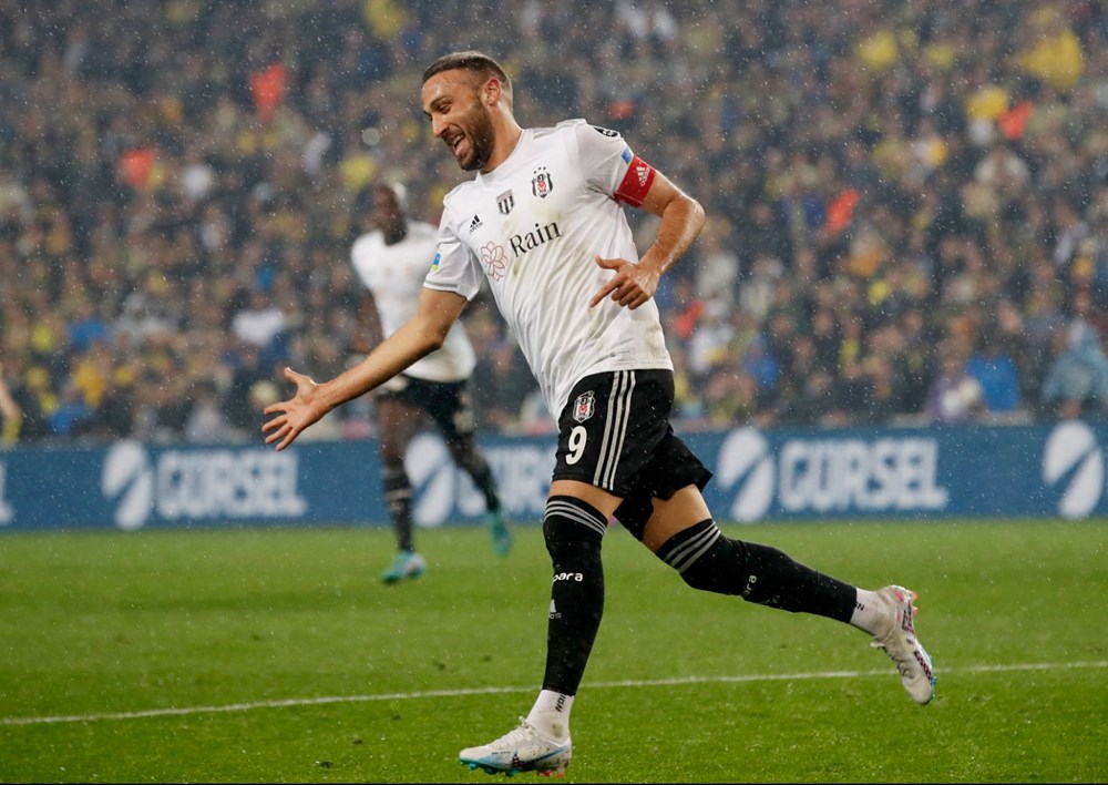 Kadıköy'de 6 gollü derbi: 10 kişilik Beşiktaş'tan müthiş geri dönüş - 6