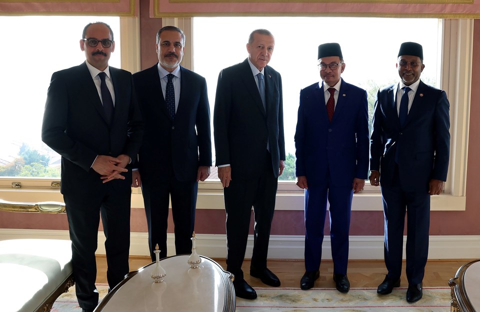 Cumhurbaşkanı Erdoğan Malezya Başbakanı Enver İbrahim’i kabul etti - 1