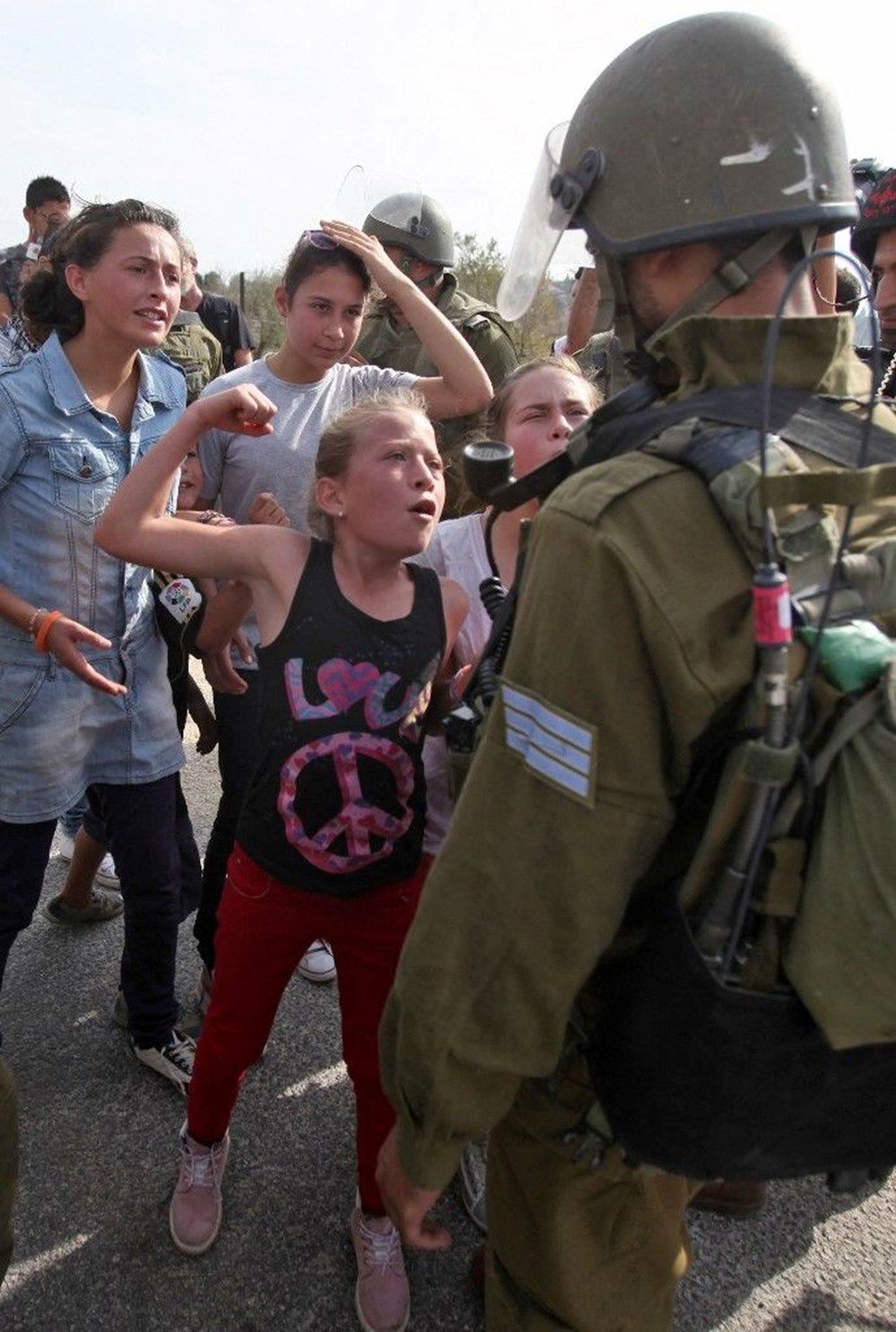 Filistinli Cesur Kız hapisten çıkacak mı? Takas anlaşması kapsamında Ahed Tamimi de serbest kalabilir - 2