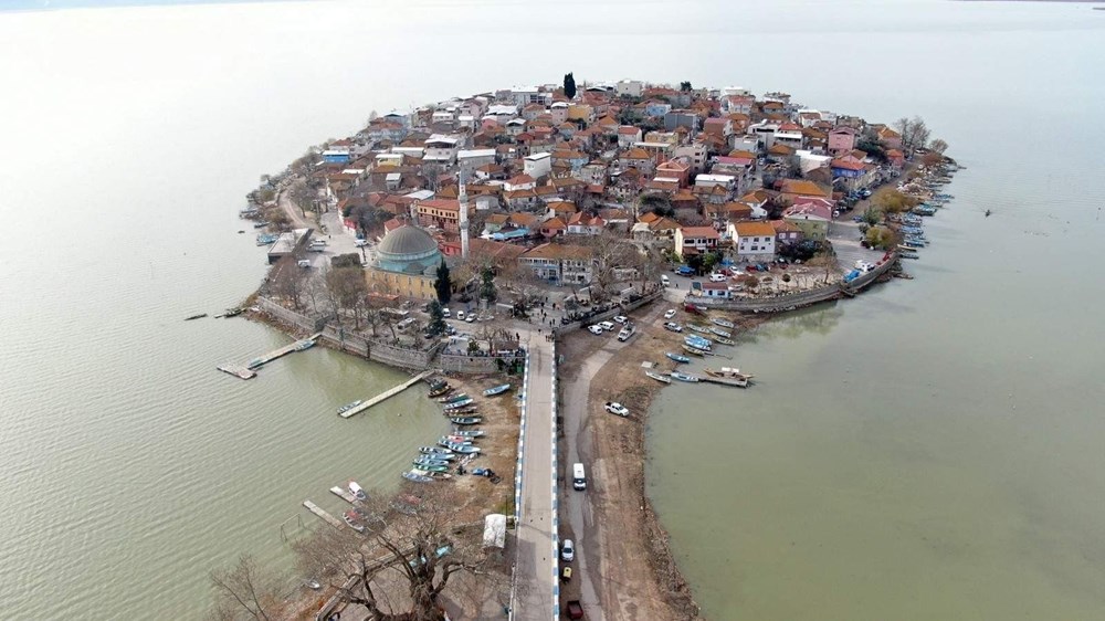 Bursa'da sular ykselince tarihi ky eski grntsne kavutu