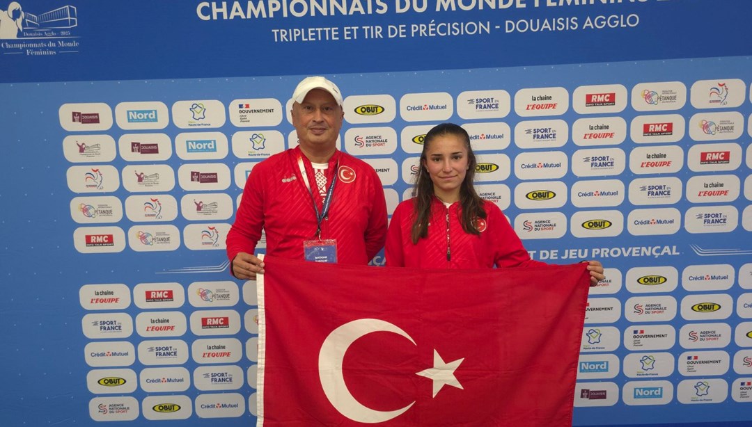 Samsunsporlu Yağmur dünya 3.'sü oldu