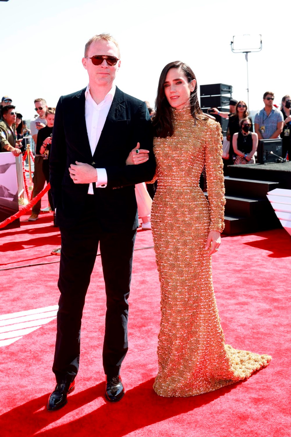 Tom Cruise Top Gun: Maverick prömiyerine helikopterle indi - 4