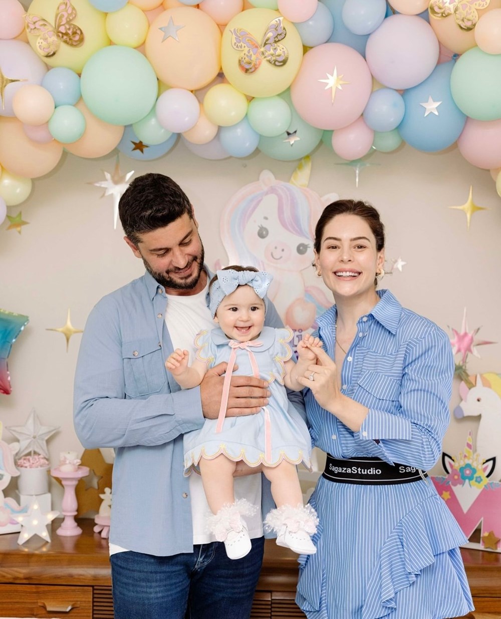 Yıldız Çağrı Atiksoy kızı Mira Milena'nın yüzünü ilk kez paylaştı - 2