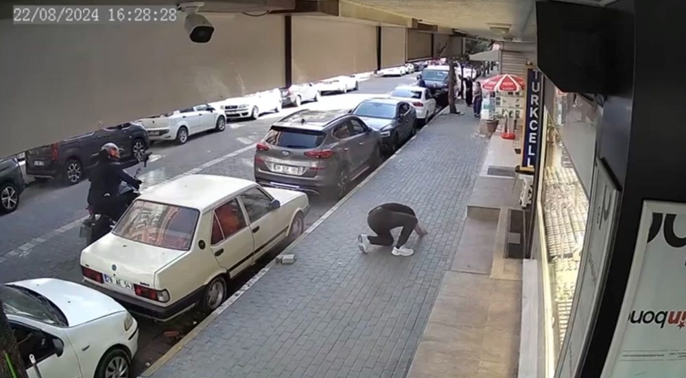 İstanbul'da kuyumcuya silahlı saldırı: Canını son anda kurtardı - 8