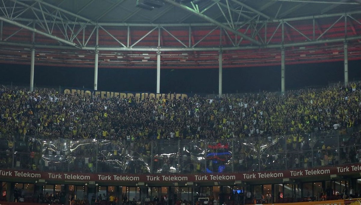 Galatasaray - Fenerbahçe derbisi için seyirci kararı Galatasaray - Fenerbahçe derbisi için seyirci kararı