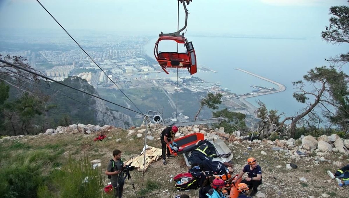 Antalya’daki teleferik kazasında 19 kişi hakkında soruşturma izni