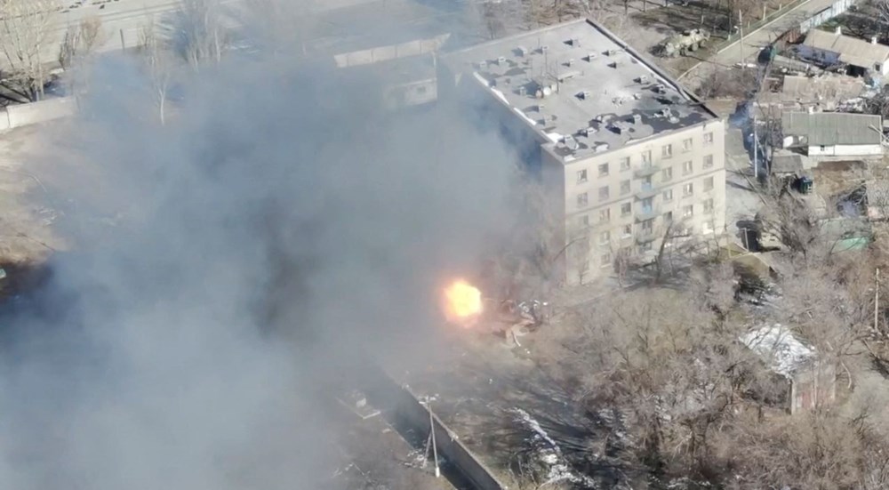 Drone görüntüleri Mariupol'ün cehenneme dönüştüğünü gösterdi: Şehrin yüzde 90'ından fazlası hasar gördü - 9