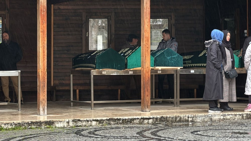 Tanyeli'ye veda: Son yolculuğuna uğurlandı - 3