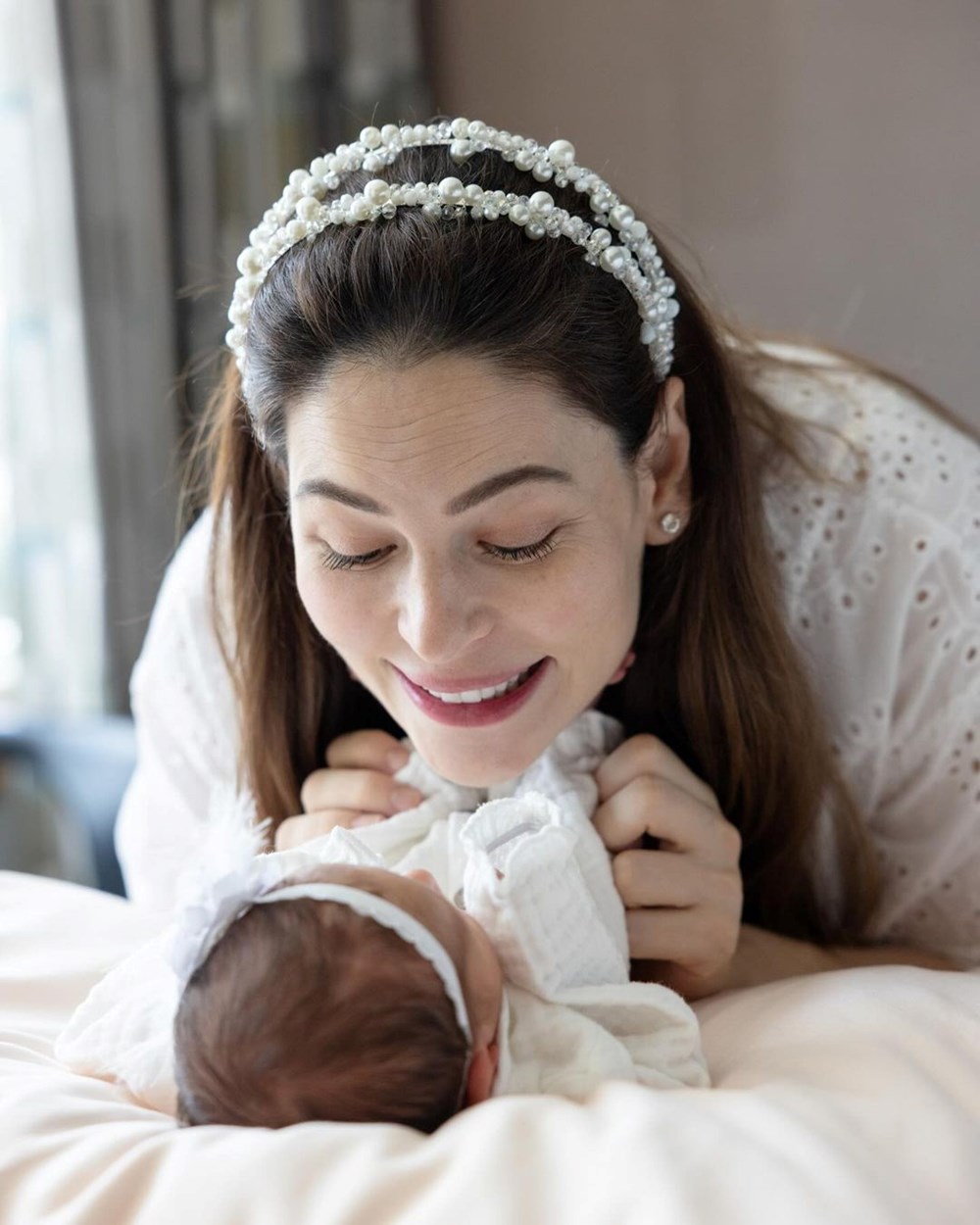 İlk kez anne olan Yıldız Çağrı Atiksoy: Resmen kendimi büyütüyor gibiyim - 3