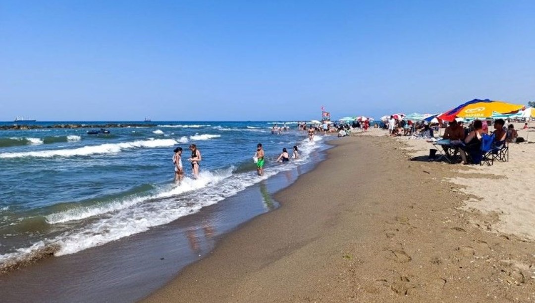 Sakarya'nın üç ilçesinde denize girmek yasaklandı