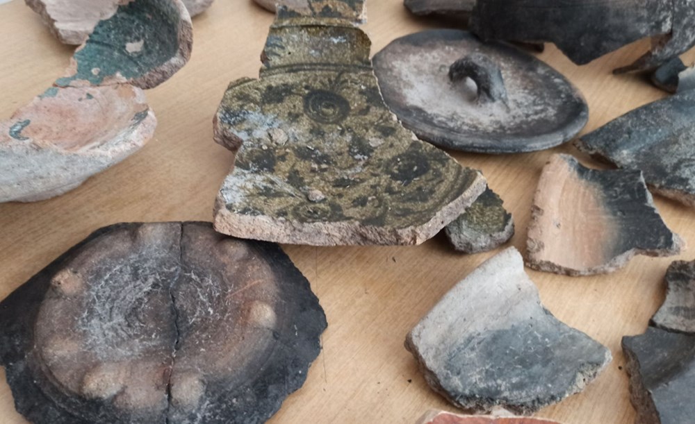 Ahlat İç Kale kazısında 5 bin 200 yıllık seramikler bulundu - 6