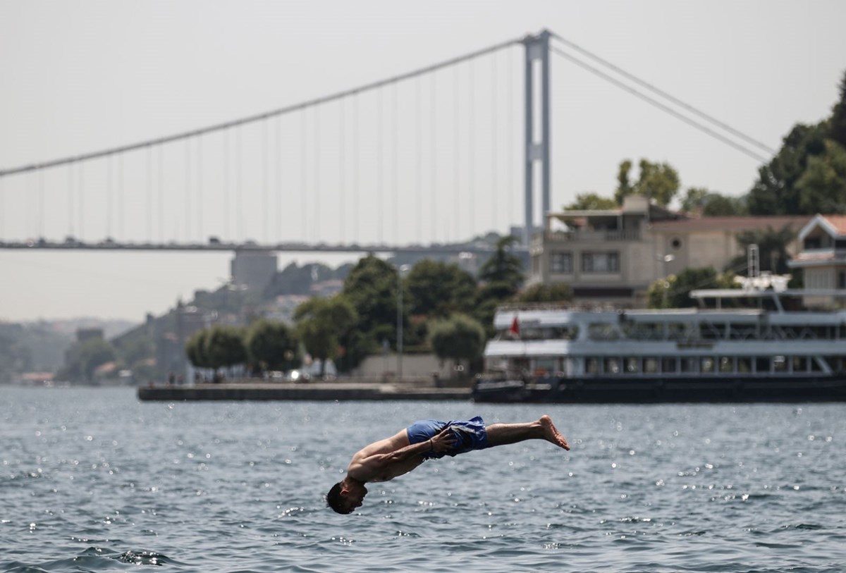 İstanbul için aşırı sıcak uyarısı: Dışarı çıkmayın!