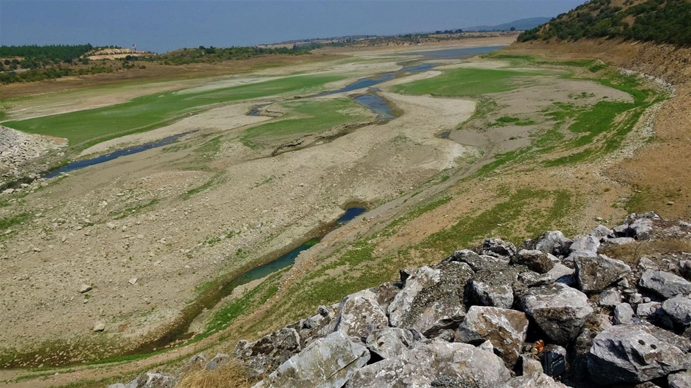 İkizcetepeler Barajı'nda su seviyesi düştü, köy kalıntıları ortaya çıktı - 11