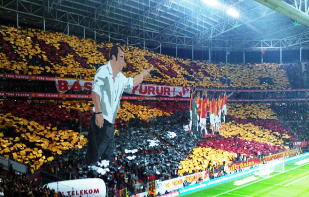Galatasaray taraftarı Beşiktaş derbisine hazırlanıyor | NTV