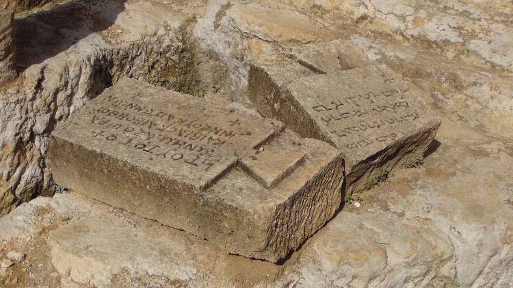 Şanlıurfa’da 2 bin yıllık tarihi kaya mezarları ziyarete açıldı - 7