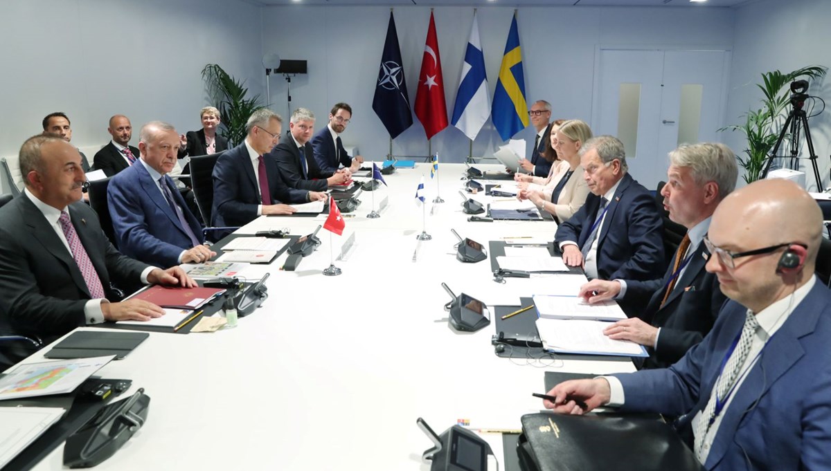 Türkiye, İsveç, Finlandiya ve NATO arasındaki 4'lü zirve sona erdi