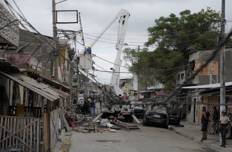 Ekvador'da bombalı saldırı: 5 ölü, 16 yaralı - 2