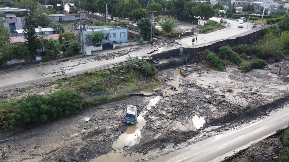 Hatay'da heyelan faciası: Otoyol kapandı - 2