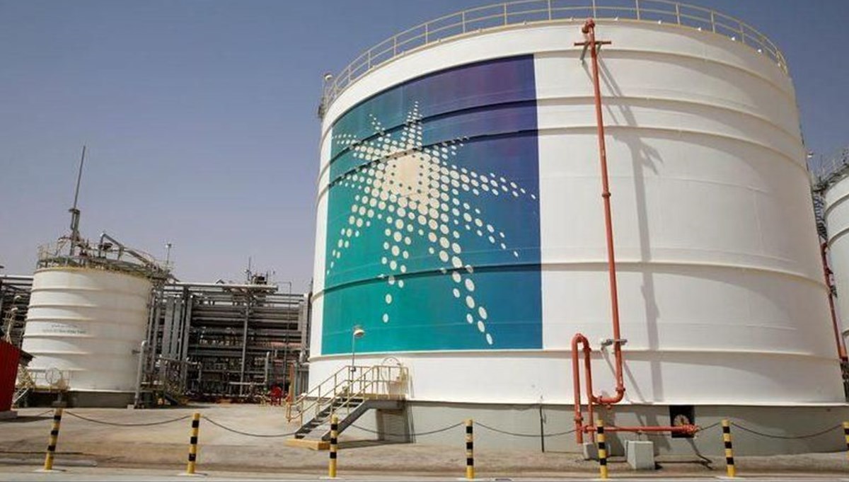 Suudi petrol şirketi Aramco'nun hisse satışı için görüşmeler yapılıyor