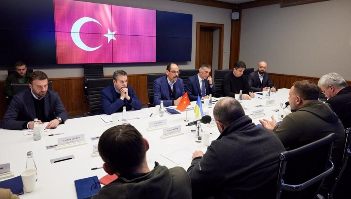 Cumhurbaşkanlığı Sözcüsü Kalın Kiev'de Zelenski ile görüştü