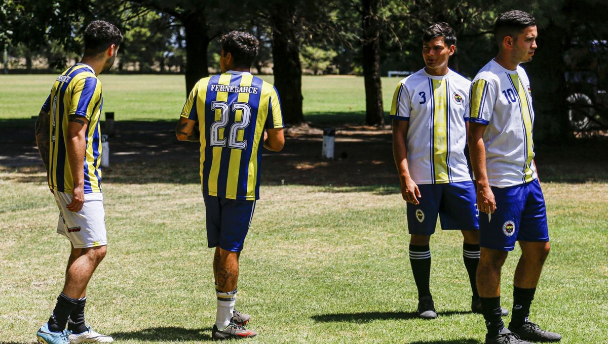 Arjantin’de Fenerbahçe tutkusuyla 'Fernebahce' takımı kuruldu Arjantin’de Fenerbahçe tutkusuyla 'Fernebahce' takımı kuruldu