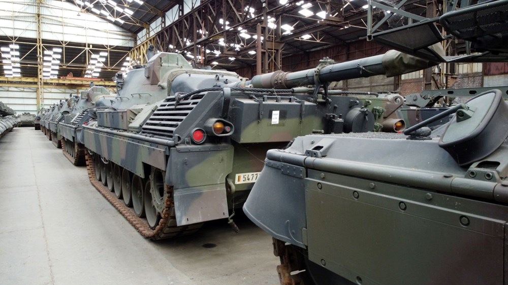 Emekli tanklar kıymete bindi - 10 bin euroya aldı 500 bine satacak - 27