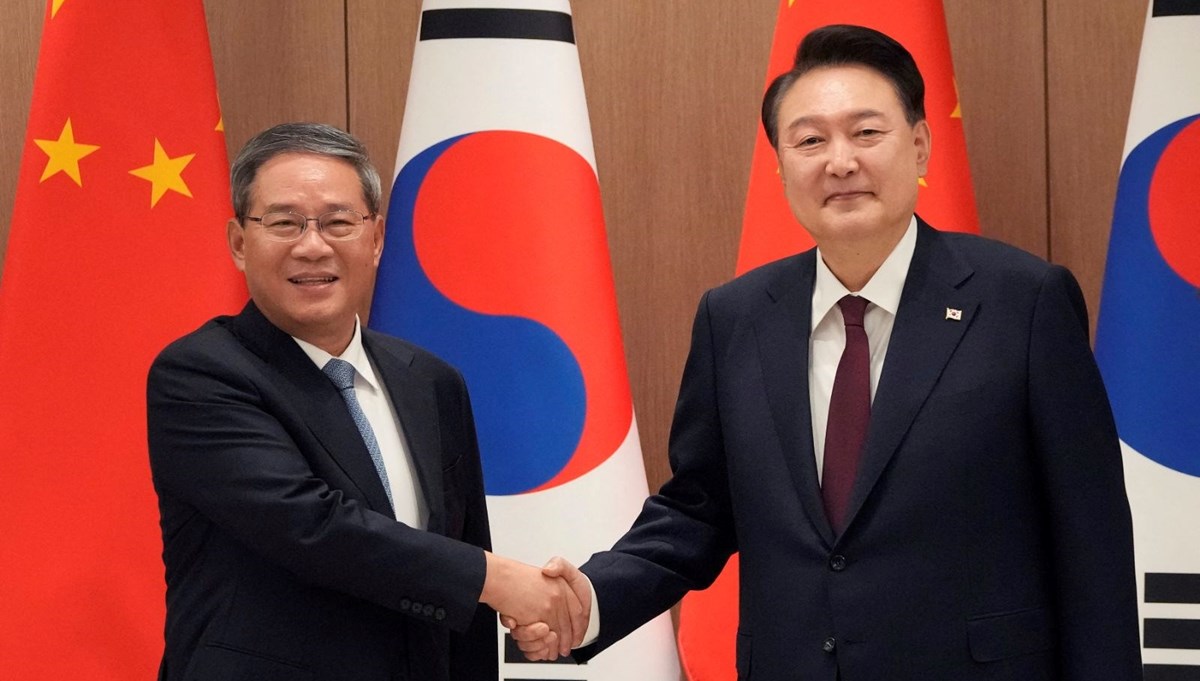 Çin, Japonya ve Güney Kore'den 5 yıl aradan sonra üçlü zirve Çin, Japonya ve Güney Kore'den 5 yıl aradan sonra üçlü zirve