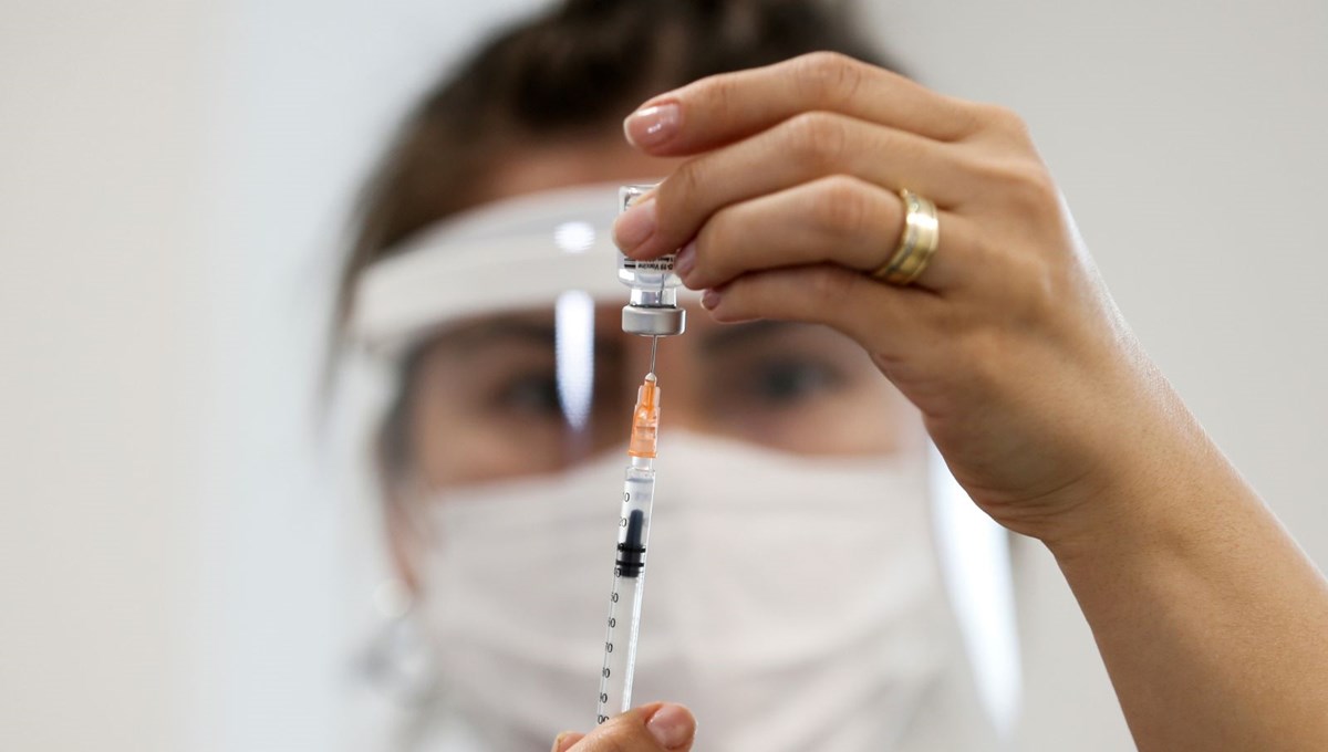 Bilim insanlarından aşı yorumu: 120 milyon doz bizi tünelden çıkarır
