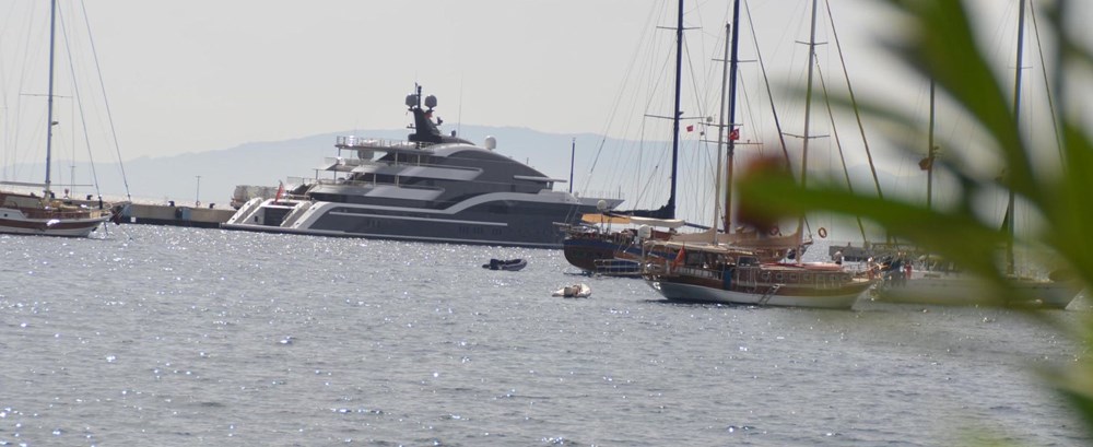 Bodrum'a gelen 90 metrelik lüks yata 450 bin TL'lik akaryakıt ikmali - 2