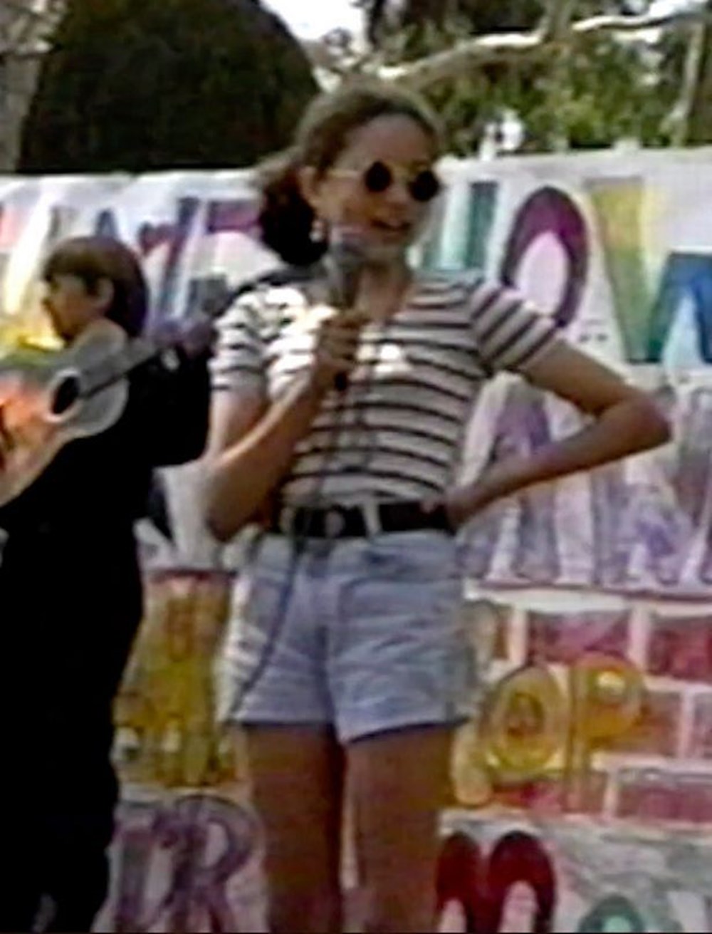 Özcan Deniz'den nostaljik paylaşım (Ünlülerin çocukluk ve gençlik halleri) - 467