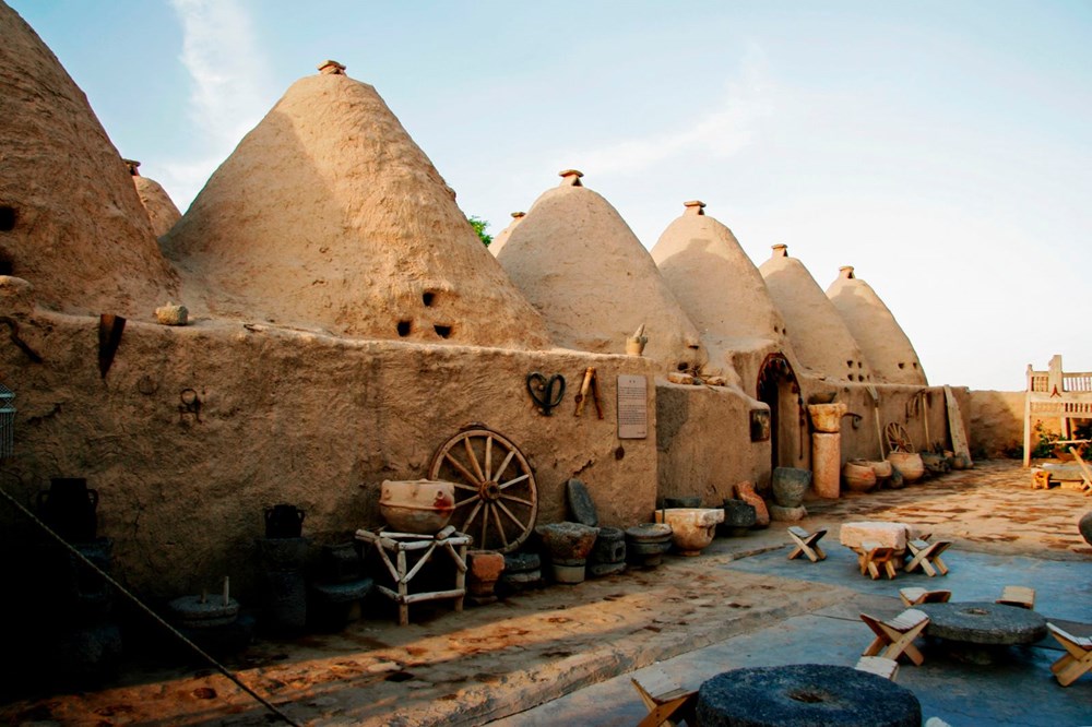 Harran's historical cupolas with their unique architecture - 8