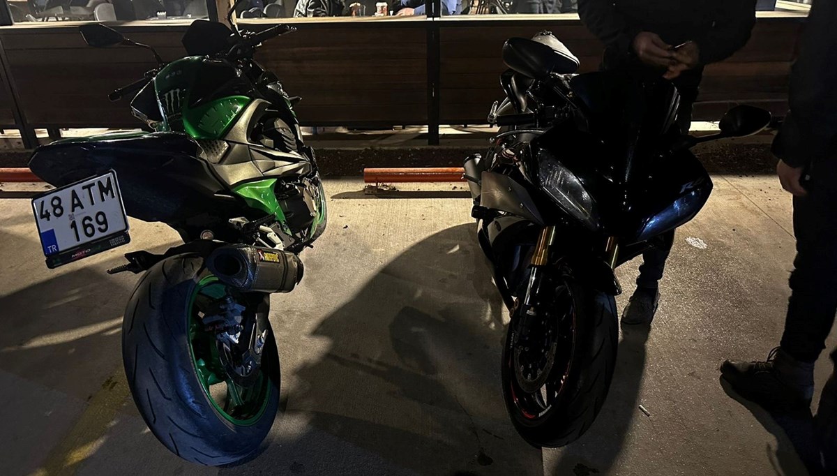 Milas’ta yarış yapan motosikletliler yakalandı Milas’ta yarış yapan motosikletliler yakalandı
